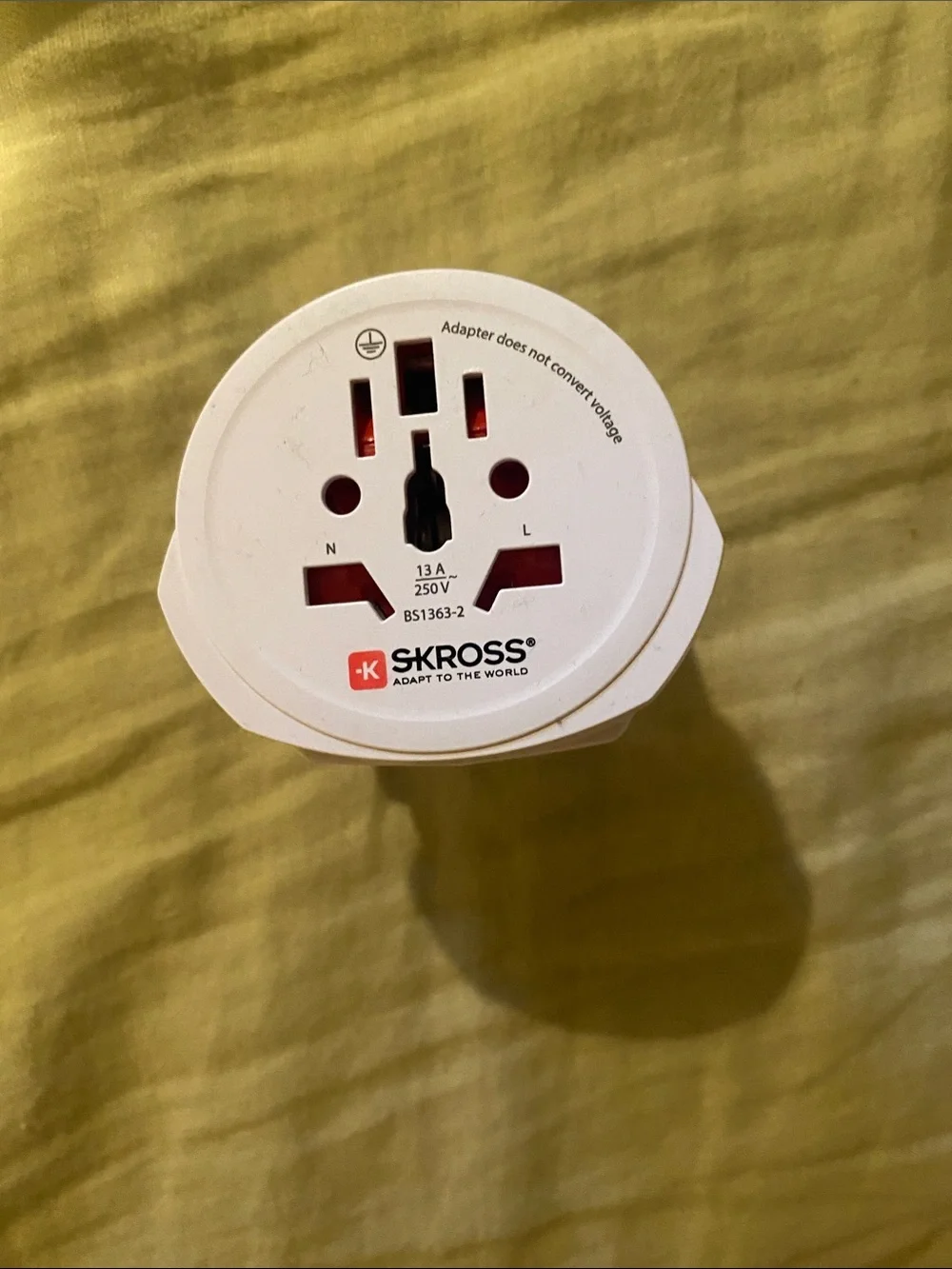 White Universal Travel Adapter - All-in-One International Plug Adapter